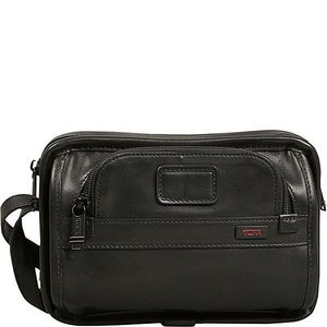 TUMI ORGANIZER TRAVEL CLUTCH